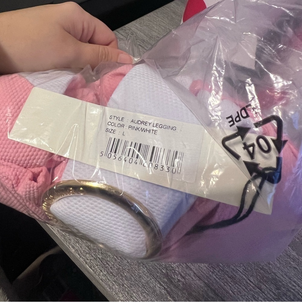 ALEXANDRA Miro Audrey Legging - Picture 2 of 5